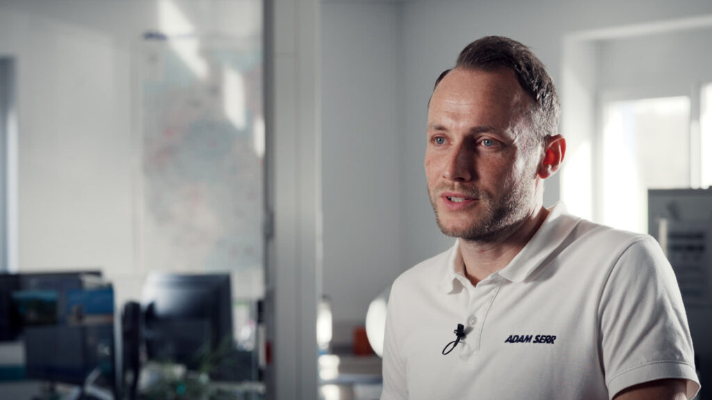 Adam Serr Trendfire Erfahrungsbericht Dominik Schmitt