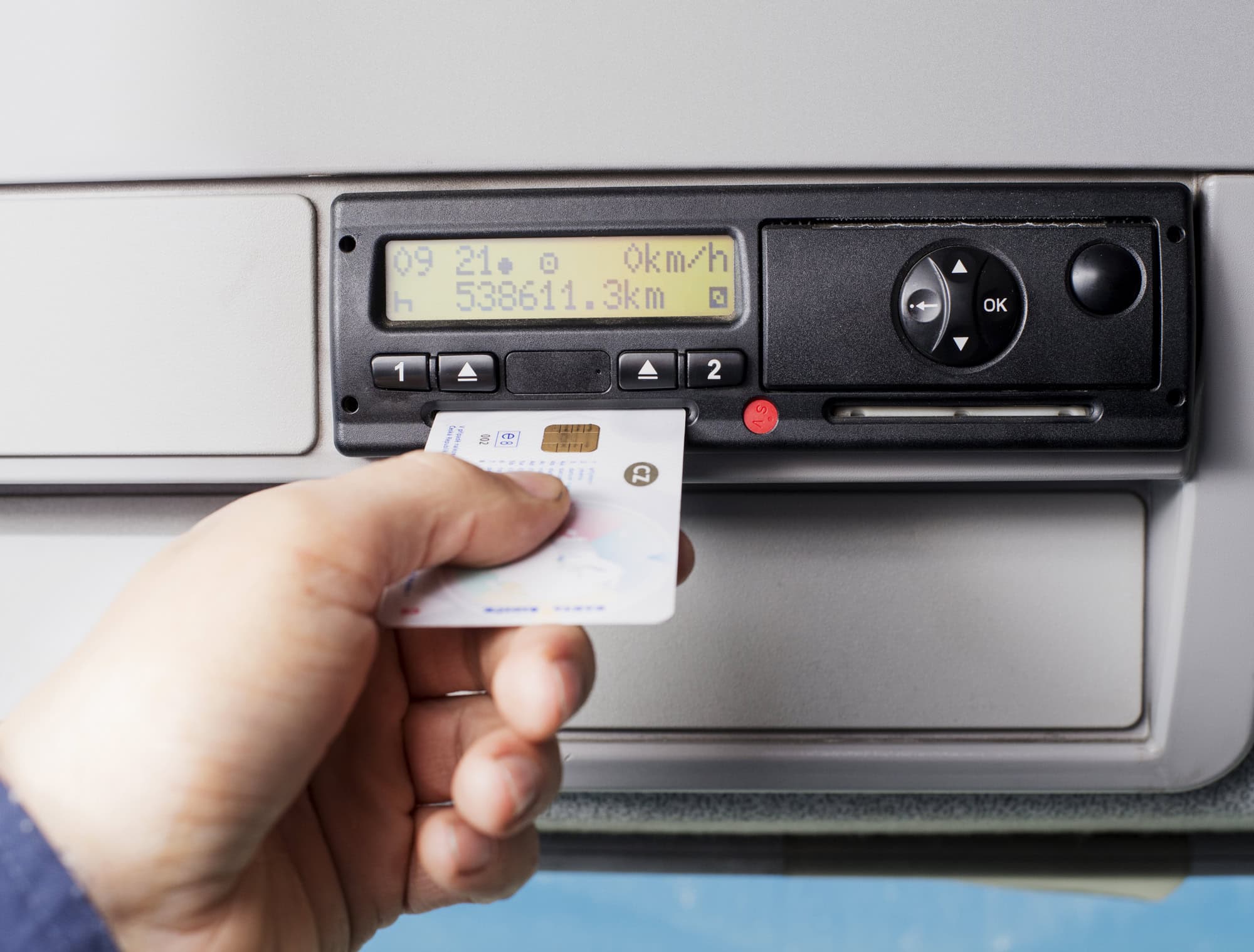 Read out tachograph driver card mass storage